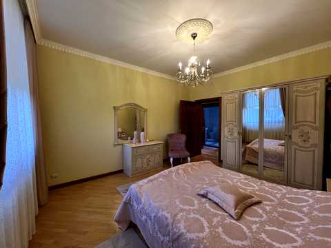 будинок за адресою нова