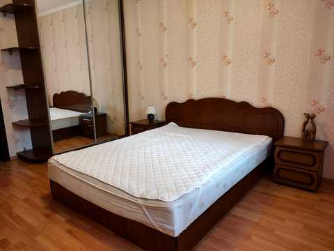 квартира за адресою Миколи Бажана просп., 1-М