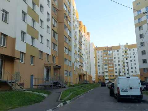 квартира за адресою Льва Ландау просп. (50-річчя СРСР), 52Д