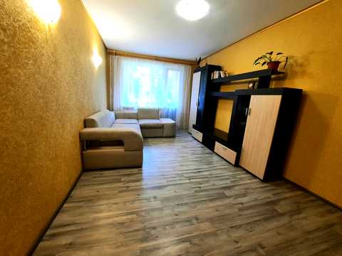 квартира за адресою Льотна вул. (Червоногвардійська), 14