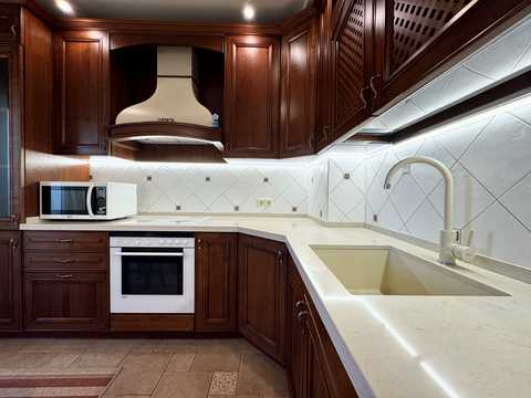 квартира за адресою Микільсько-Слобідська вул., 6-А