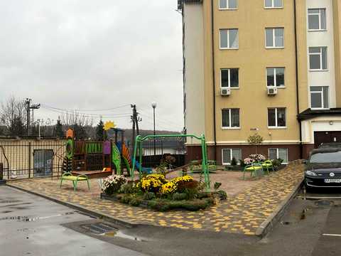 квартира за адресою Партизанська вул., 1-Б