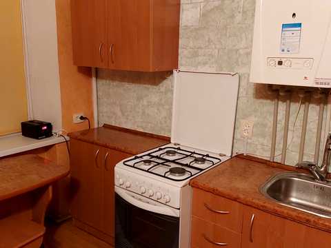 квартира за адресою Євгена Тельнова вул.