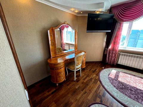 квартира за адресою Миколи Бажана просп., 14