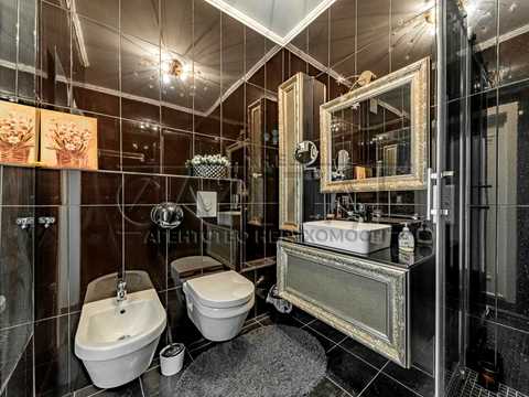 квартира за адресою Київ, Болсуновська вул. (Сергія Струтинського), 2