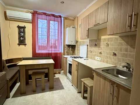 квартира за адресою Пантелеймонівська вул., 12