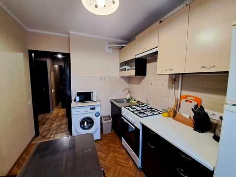 квартира за адресою Героїв Космосу вул., 7