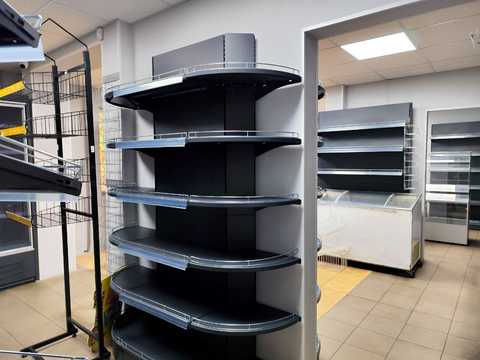 комерційна за адресою Вернадського вул., 4
