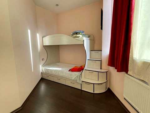 квартира за адресою В'ячеслава Чорновола вул., 2