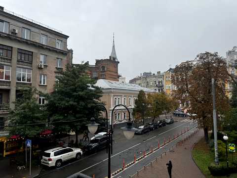 квартира за адресою Лисенка вул., 1