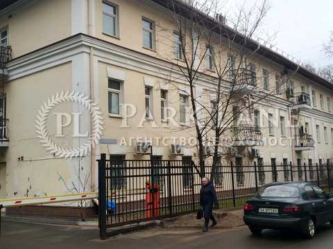 комерційна за адресою Стрийська вул., 4