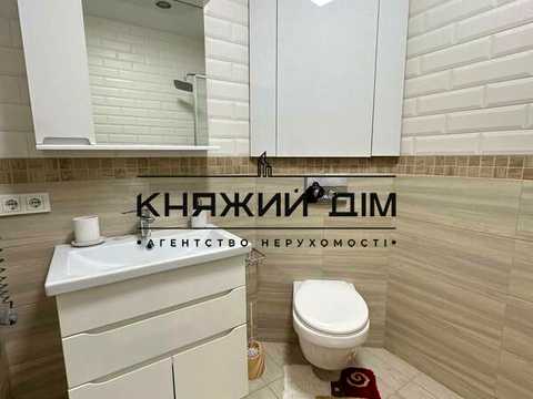 квартира за адресою Андрія Аболмасова вул. (Панельна), 7