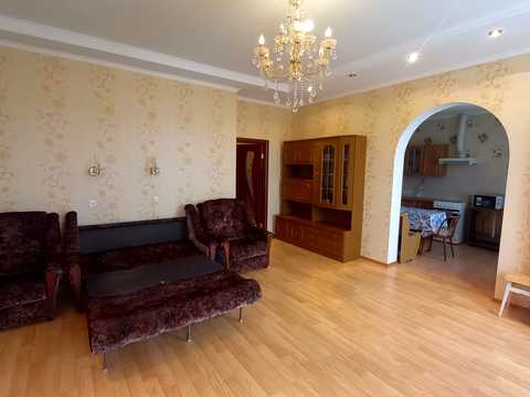 квартира за адресою Срібнокільська вул., 3-Б