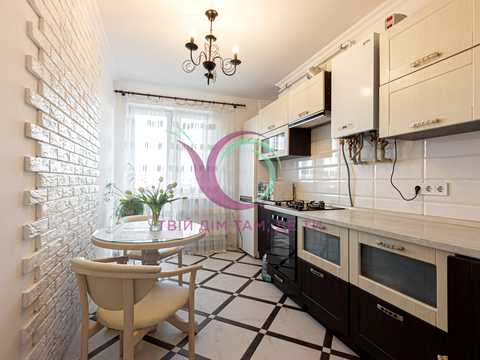 квартира за адресою Замарстинівська вул. (Калініна), 233