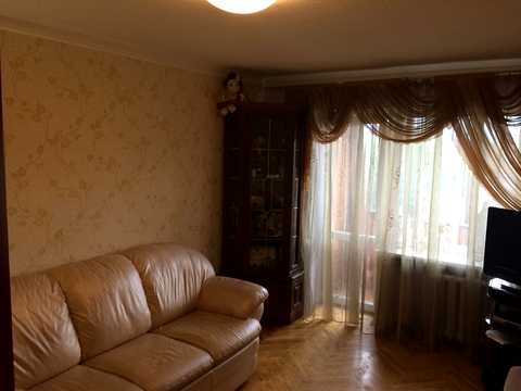 квартира по адресу Строителей ул., 4