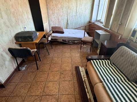 комерційна за адресою смт. Великі Бірки, Шкільна вул., 1