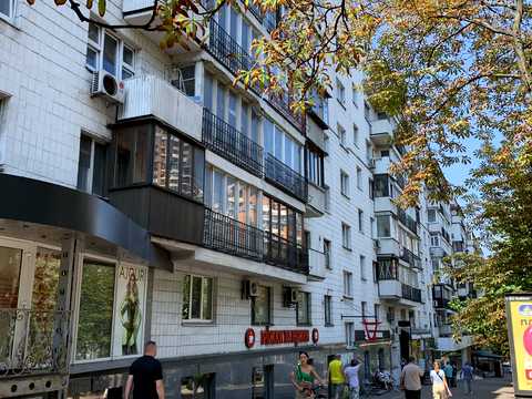 квартира по адресу Леси Украинки бульв., 20/22