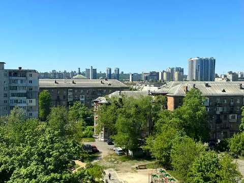 квартира за адресою Івана Котляревського бульв. (Праці), 5