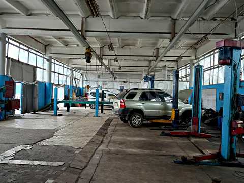 коммерческая по адресу Леонида Бородича ул. (Радянської Міліції), 27