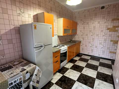 квартира за адресою Привокзальна вул., 8