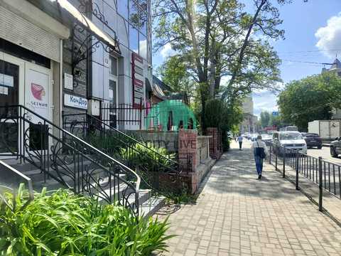 комерційна за адресою Василіянок вул., 16-А