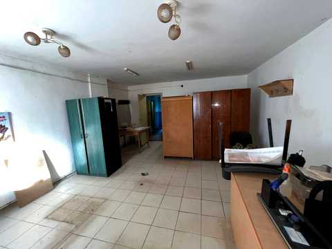 комерційна за адресою вул. Короленка, 5