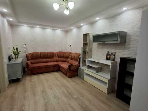 квартира за адресою Космонавта Поповича вул. (Космонавта Волкова), 8