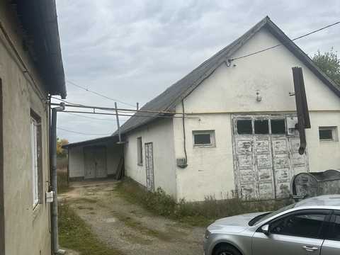 коммерческая по адресу Визволення, 65в