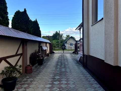 будинок за адресою нова
