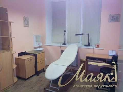 коммерческая по адресу Михаила Бойчука ул. (Кіквідзе), 18-А