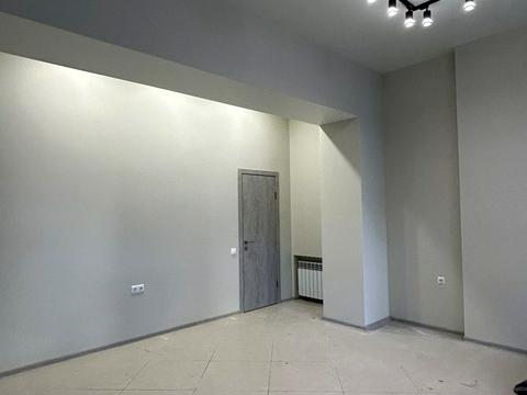 комерційна за адресою Адмирала Жукова, 27