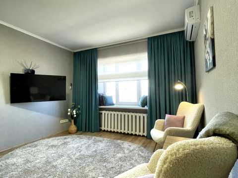 квартира по адресу Ревуцкого ул., 5