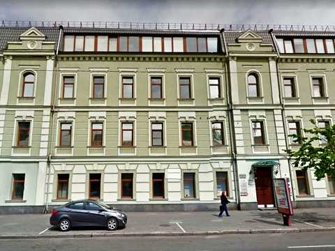 комерційна за адресою Жилянська вул., 146