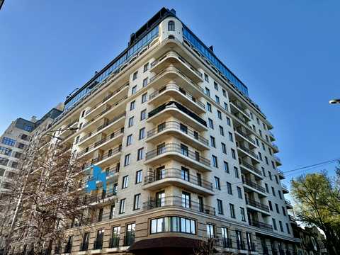 квартира по адресу Вице-адмирала Азарова ул. (Вице-адмирала Азарова), 8а