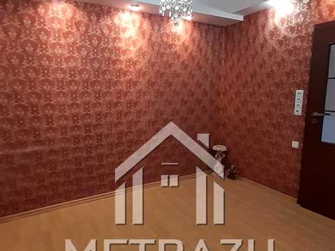 квартира за адресою Зброярська вул. (Малиновського), 8