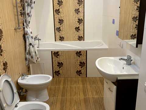 квартира за адресою Осіння вул., 33