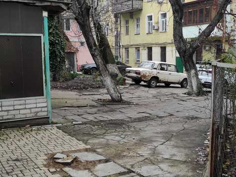 комерційна за адресою Велика Арнаутська вул., 123