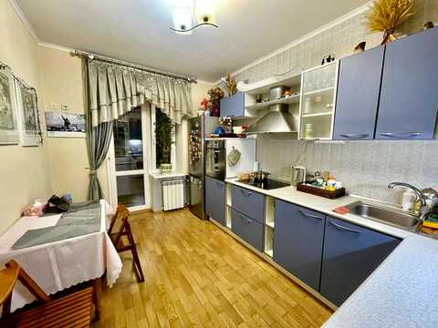 квартира за адресою Драгоманова вул., 31-В