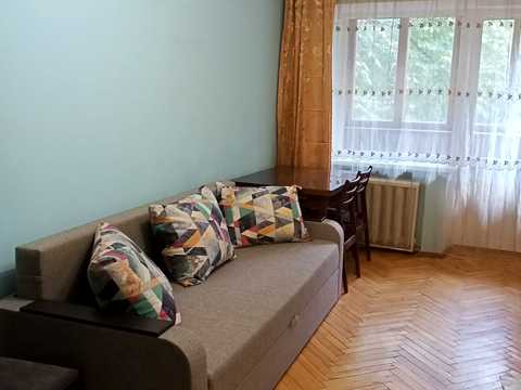 квартира за адресою Салютна вул., 19