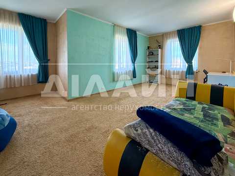 дом по адресу Бородинская ул., 555