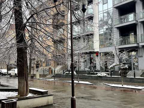 комерційна за адресою Шевченка вул., 52