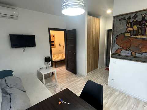 квартира за адресою Салютна вул., 2к1