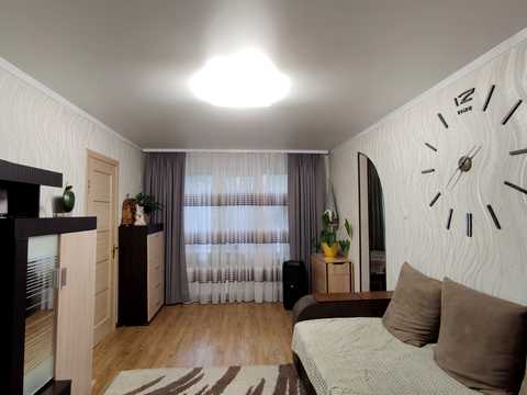 квартира за адресою Космонавтів просп., 13