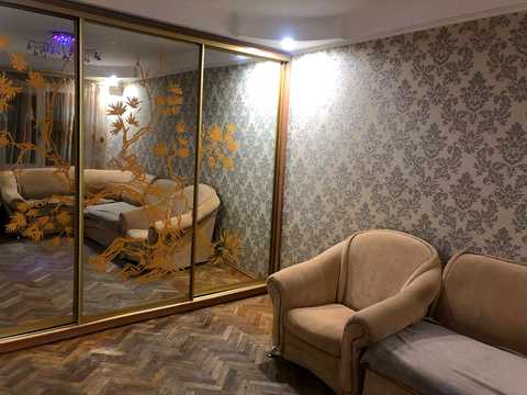 квартира за адресою Леоніда Каденюка просп. (Юрія Гагаріна), 13-А