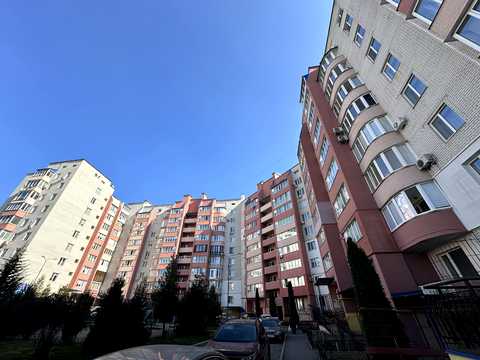 квартира за адресою Зодчих вул., 10