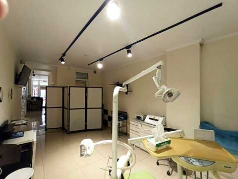комерційна за адресою Балківська вул., 137г