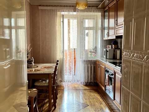 квартира за адресою Митрополита Андрея Шептицького вул. (Анатолія Луначарського), 3-А