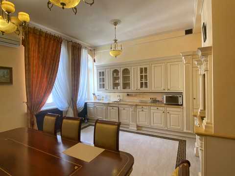 квартира по адресу Рыльский пер., 3