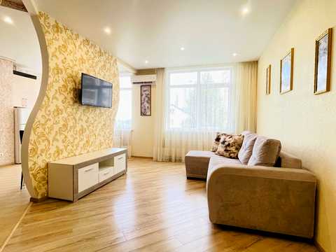 квартира за адресою Юнацька вул., 19