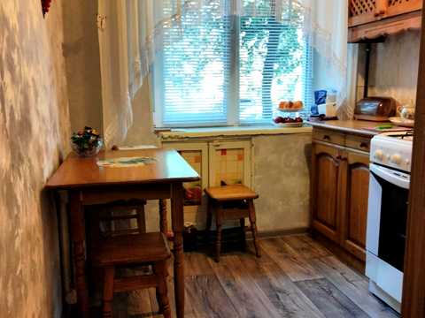 квартира за адресою Текстильників вул., 6